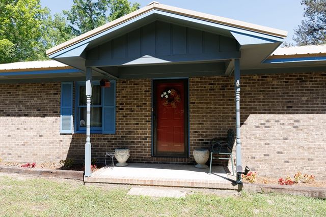 6404 Cartledge Road, Box Springs, GA 31801