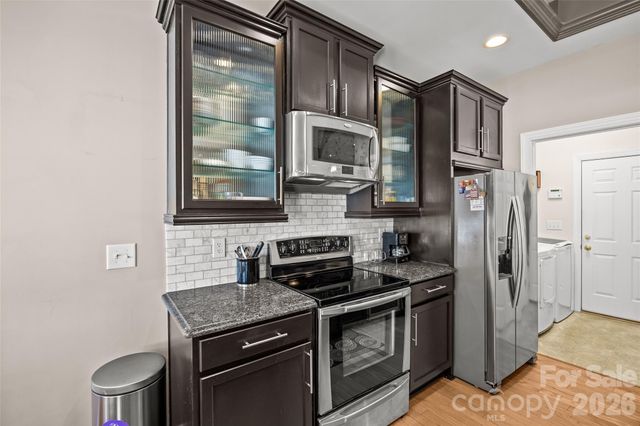 1263 Curry Way, Matthews, NC 28104