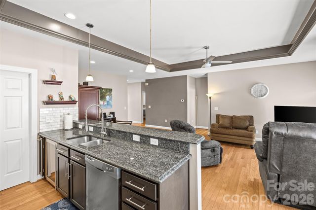 1263 Curry Way, Matthews, NC 28104