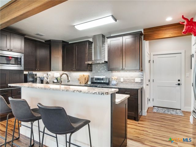 502 E Basel Street, New Braunfels, TX 78130