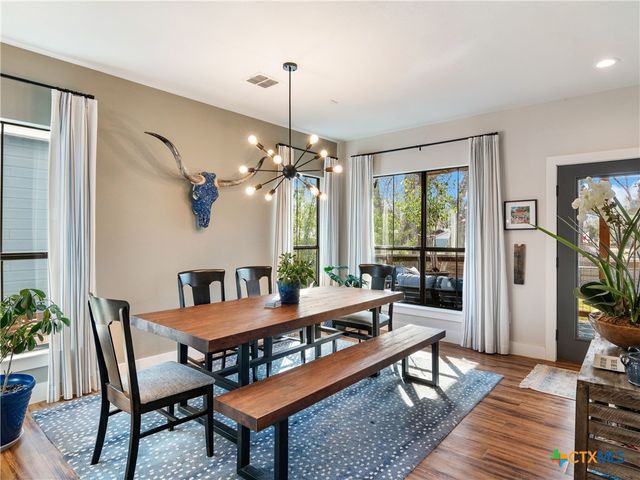 502 E Basel Street, New Braunfels, TX 78130