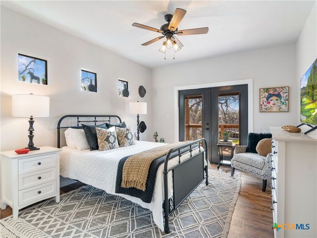 502 E Basel Street, New Braunfels, TX 78130