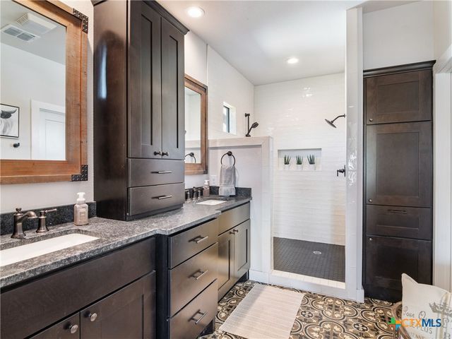 502 E Basel Street, New Braunfels, TX 78130