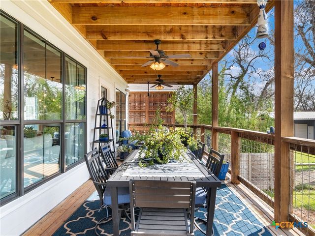 502 E Basel Street, New Braunfels, TX 78130