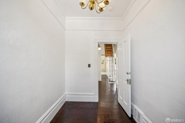 3846 Cesar Chavez Street, San Francisco, CA 94131