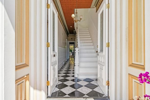 3846 Cesar Chavez Street, San Francisco, CA 94131