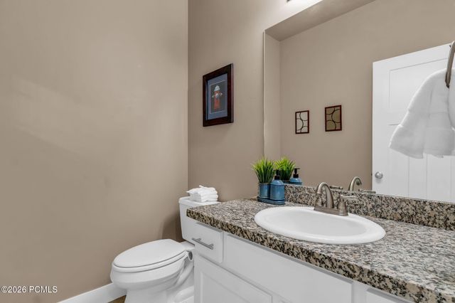 3827 W Coastal Dune Drive, South Jordan, UT 84009
