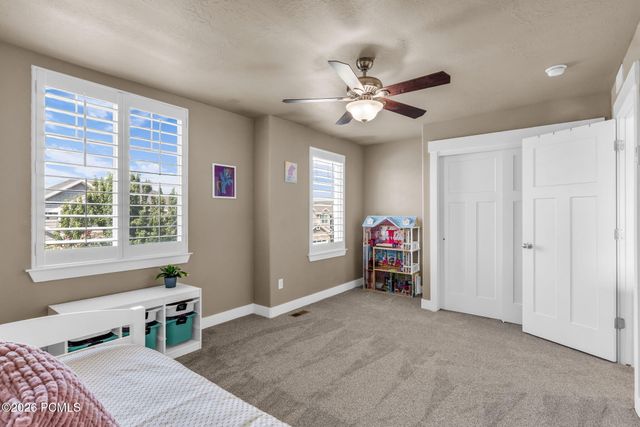 3827 W Coastal Dune Drive, South Jordan, UT 84009