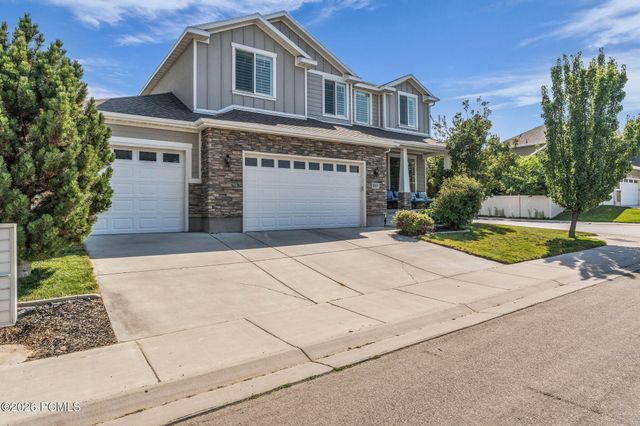 3827 W Coastal Dune Drive, South Jordan, UT 84009