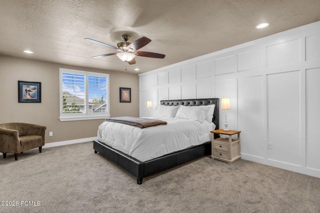 3827 W Coastal Dune Drive, South Jordan, UT 84009