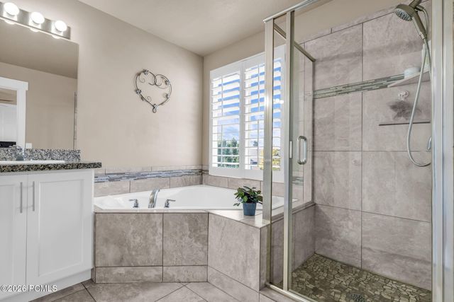 3827 W Coastal Dune Drive, South Jordan, UT 84009