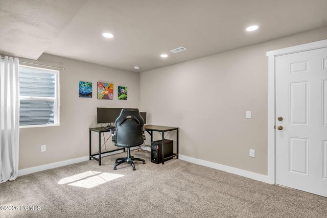 3827 W Coastal Dune Drive, South Jordan, UT 84009