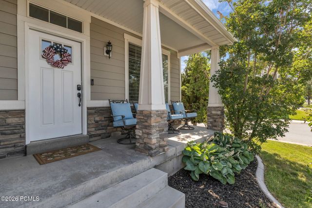 3827 W Coastal Dune Drive, South Jordan, UT 84009