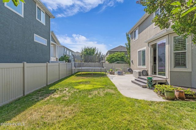 3827 W Coastal Dune Drive, South Jordan, UT 84009