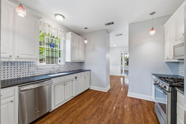 1331 6th Avenue, Fort Worth, TX 76104