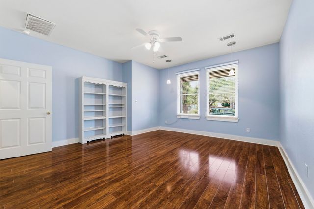 1331 6th Avenue, Fort Worth, TX 76104