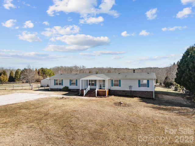 1024 Rogue Court, Kannapolis, NC 28081