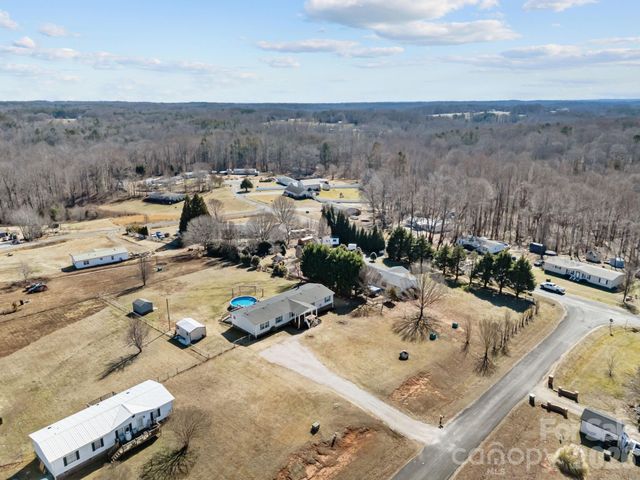 1024 Rogue Court, Kannapolis, NC 28081