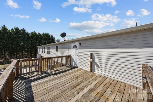 1024 Rogue Court, Kannapolis, NC 28081