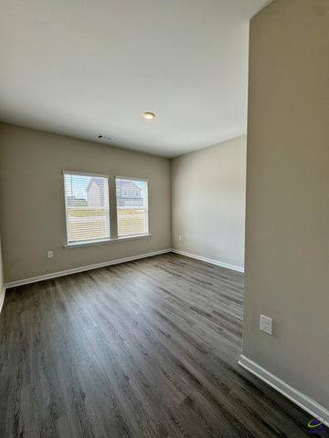 707 Georgian Walk, Byron, GA 31008