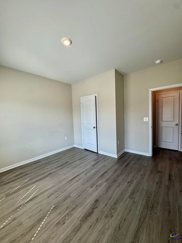 707 Georgian Walk, Byron, GA 31008