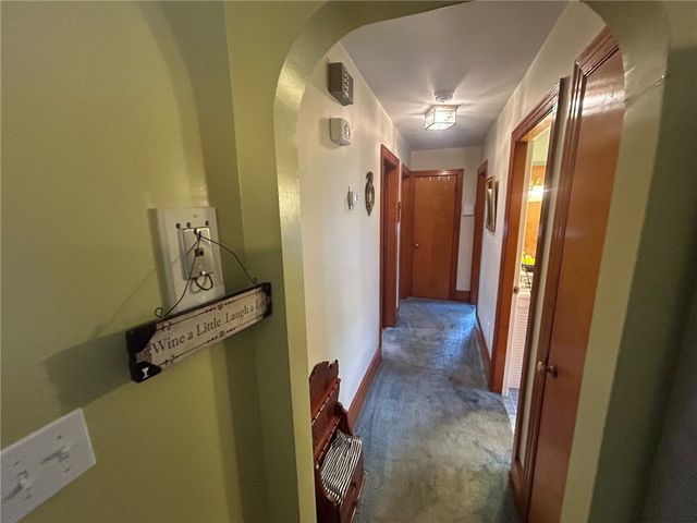 78 Kaufman Road, Tiverton, RI 02878