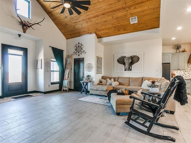 6125 Alfadale Street, Union City, OK 73090