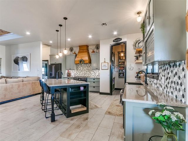 6125 Alfadale Street, Union City, OK 73090