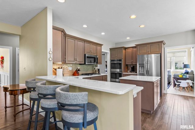 209 PIMLICO Chase, Sherman, IL 62684