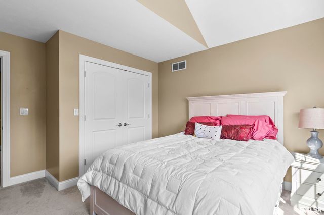 209 PIMLICO Chase, Sherman, IL 62684