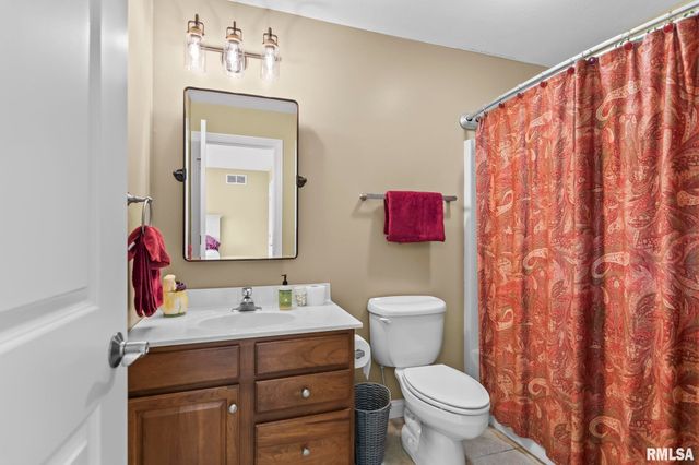 209 PIMLICO Chase, Sherman, IL 62684