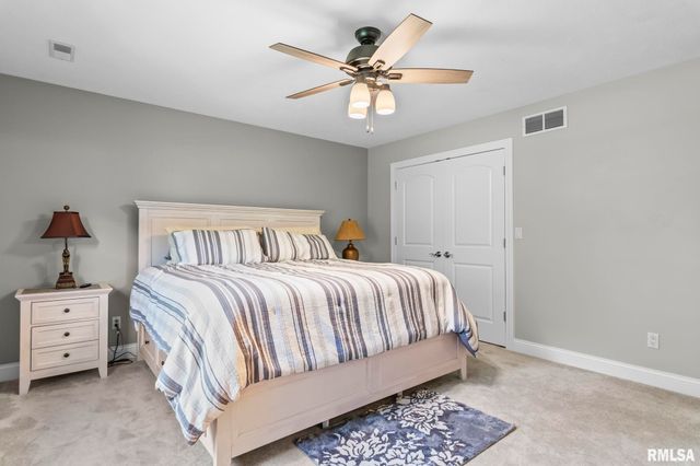 209 PIMLICO Chase, Sherman, IL 62684