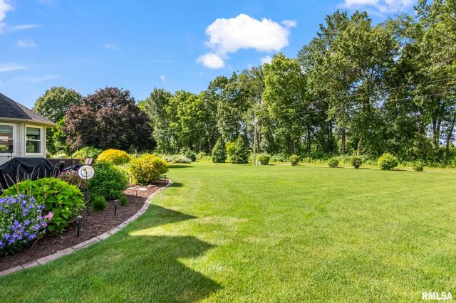 209 PIMLICO Chase, Sherman, IL 62684