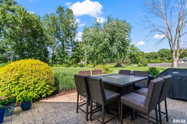209 PIMLICO Chase, Sherman, IL 62684