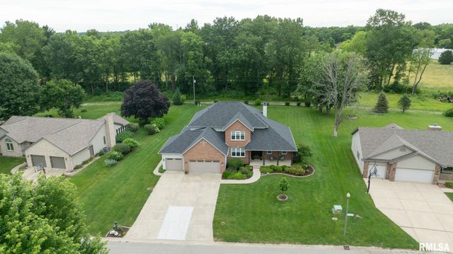 209 PIMLICO Chase, Sherman, IL 62684