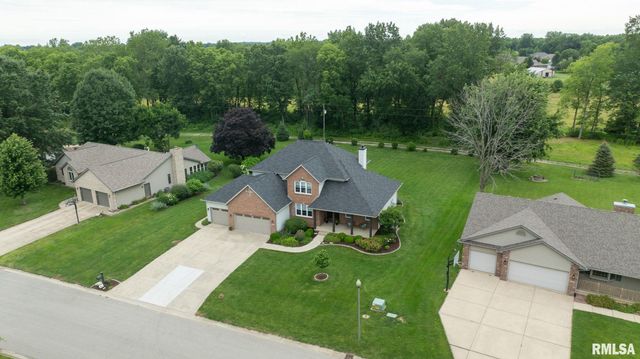 209 PIMLICO Chase, Sherman, IL 62684