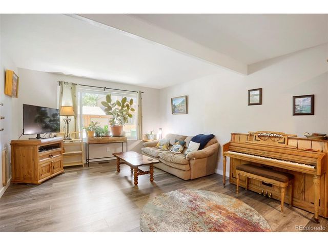 12615 W Bayaud Ave 39, Lakewood, CO 80228