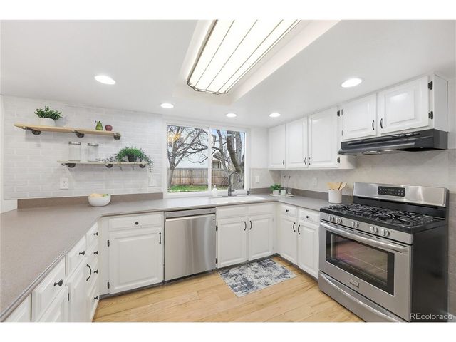 1402 E Long Pl, Centennial, CO 80122