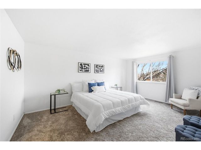 1402 E Long Pl, Centennial, CO 80122