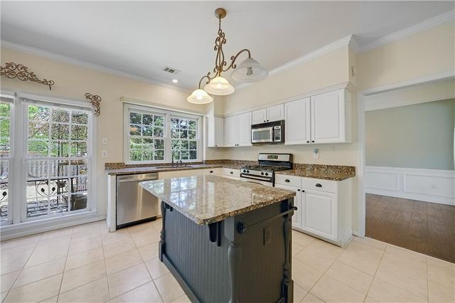 340 Stedford Lane, Johns Creek, GA 30097