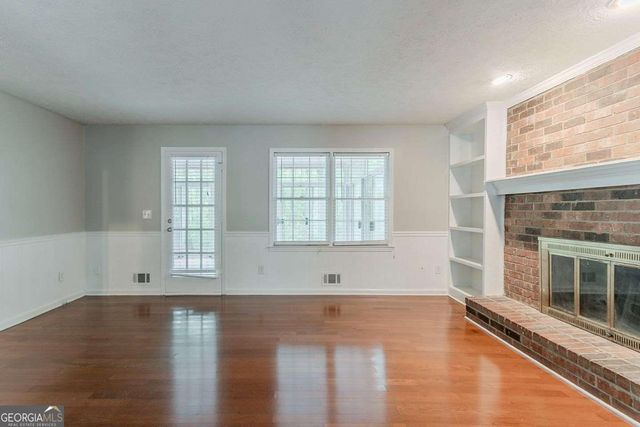 205 N Fayette Drive, Fayetteville, GA 30214