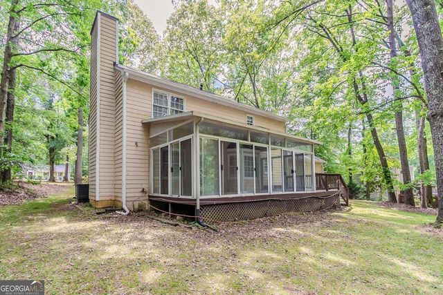 205 N Fayette Drive, Fayetteville, GA 30214