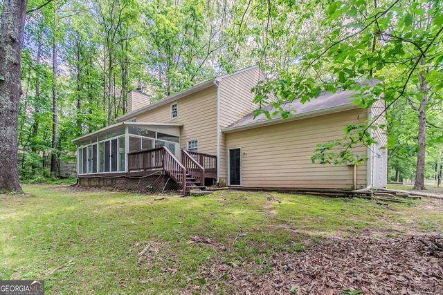 205 N Fayette Drive, Fayetteville, GA 30214