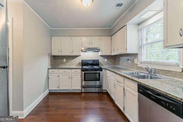 205 N Fayette Drive, Fayetteville, GA 30214