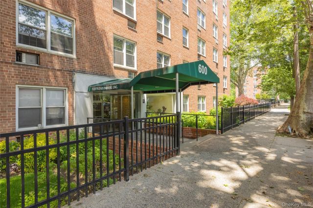 600 Locust Street 5K, Fleetwood, NY 10552