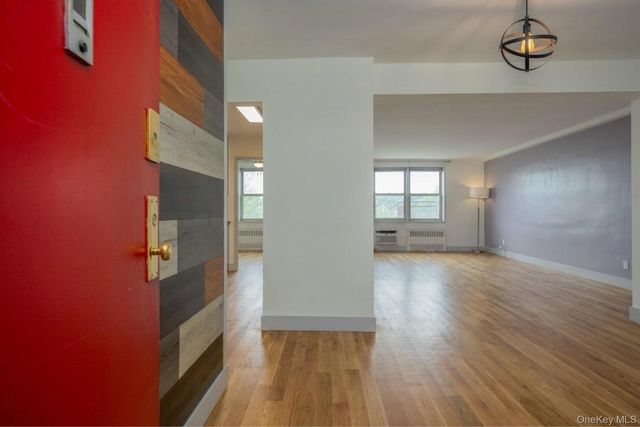 600 Locust Street 5K, Fleetwood, NY 10552
