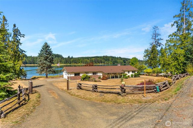 611 SE Kamilche Point Road, Shelton, WA 98584