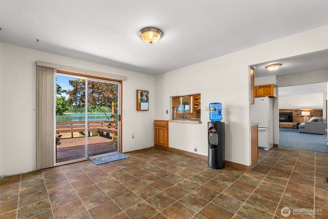 611 SE Kamilche Point Road, Shelton, WA 98584