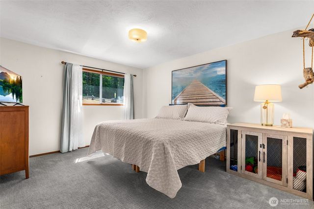 611 SE Kamilche Point Road, Shelton, WA 98584