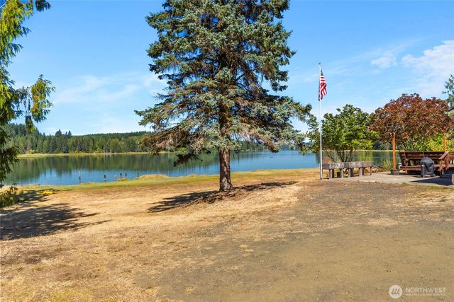 611 SE Kamilche Point Road, Shelton, WA 98584